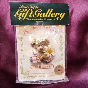 Vintage Boyds Bears and Friends Brooch / Bearwear Daisy Brooch in Full Bloom